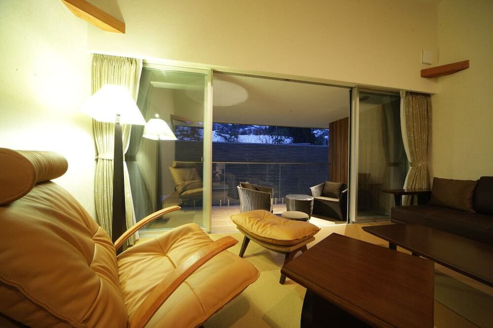 7.スタイリッシュな非日常空間「四季 Four Seasons YUZAWA クワトロ」3549832