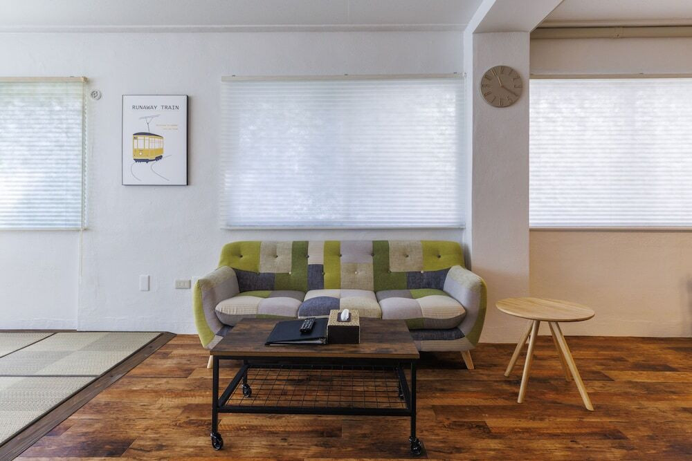 客室内のダイニングエリア