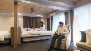 Presidential Suite Room (Free check-in after 5pm) Non-Smoking