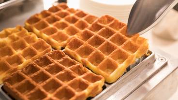 無料軽朝食 ワッフル / 4