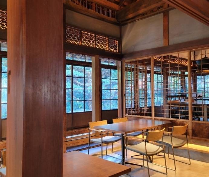 「LOQUAT 西伊豆」店内 / 5