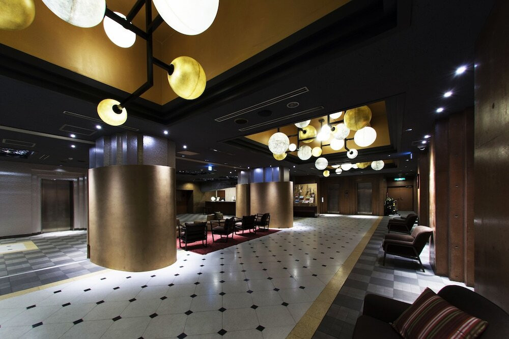 チェックイン / チェックアウト キオスク