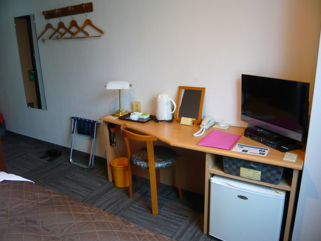 照明が暗いのが?…それ以外は快適です