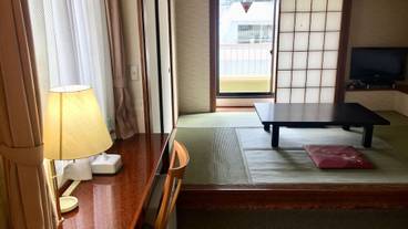 客室 / 14