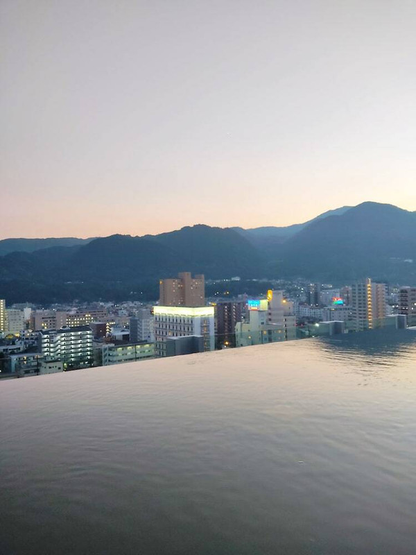 インフィニティ プール