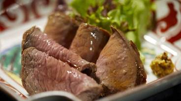 食事・飲み物 / 13