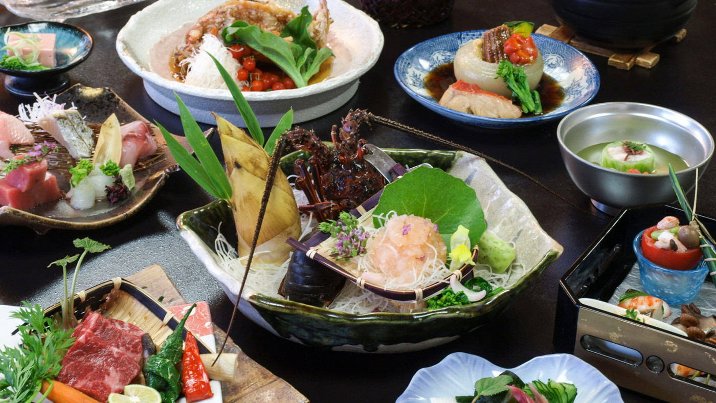 地元の海鮮に舌鼓。健康志向の和会席膳3546834