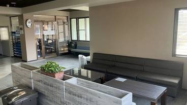 ロビー応接スペース / 2