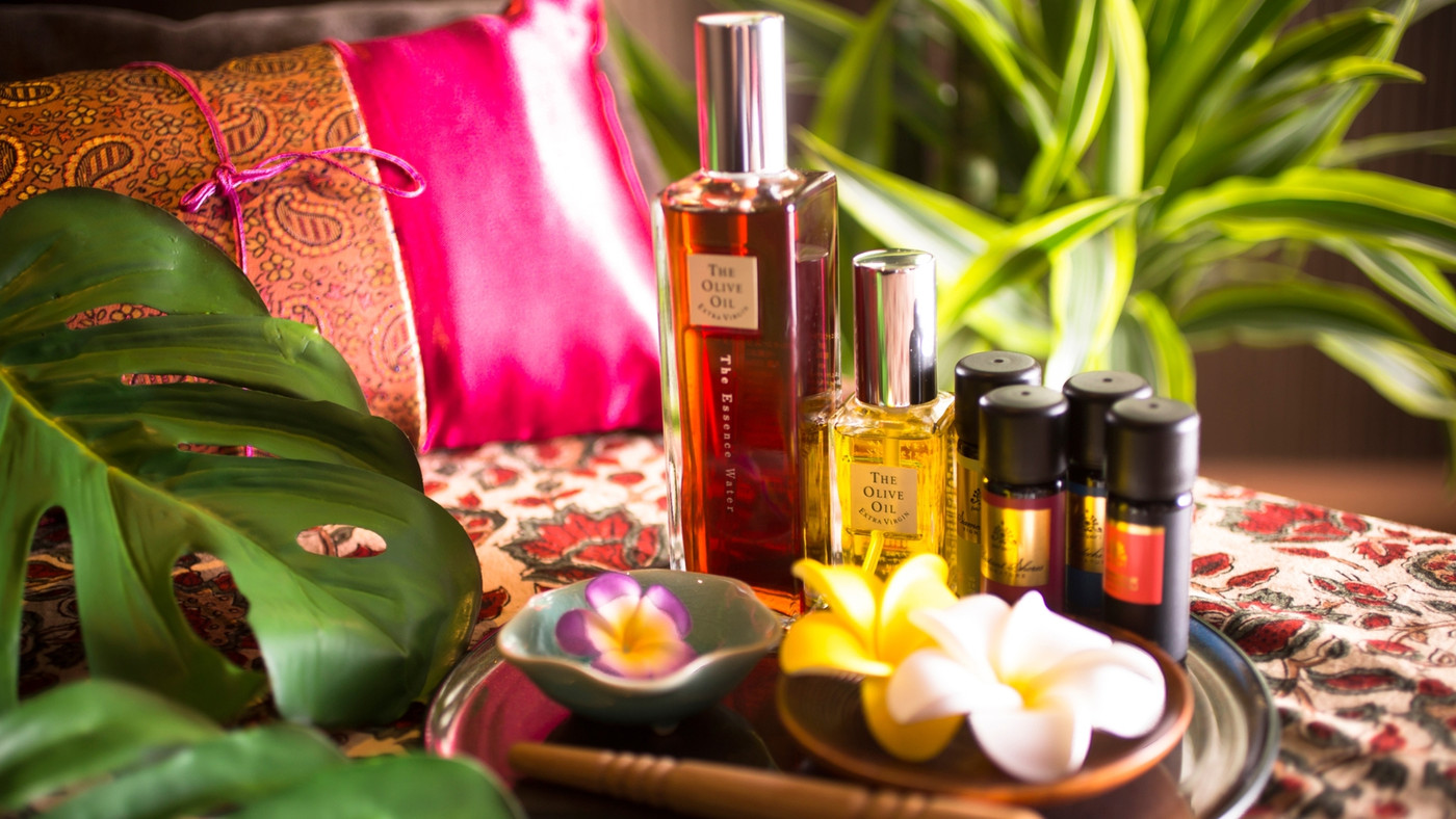 自然に包まれた里山で、温泉と野趣あふれるお料理を堪能4257438