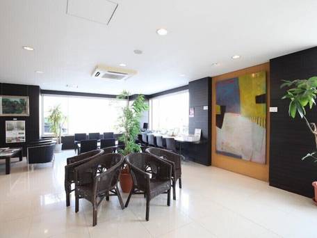 アズイン東近江能登川駅前 / 1