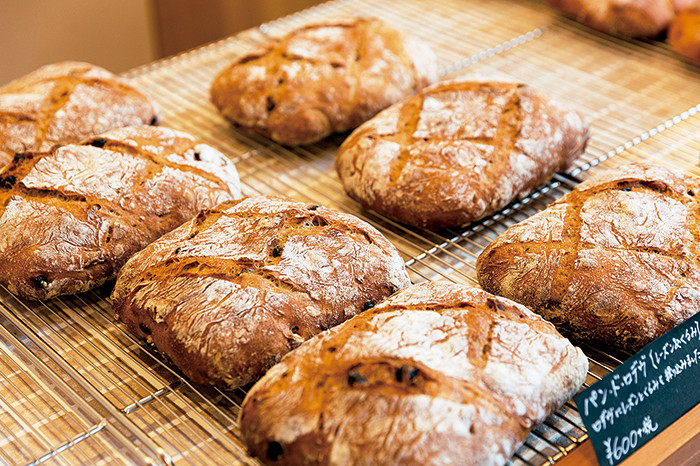 ハード系のパンが豊富な「Boulangerie Grand Homme（ブーランジェリー グラン オム）」4762353