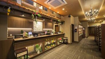 内部エントランス / 2