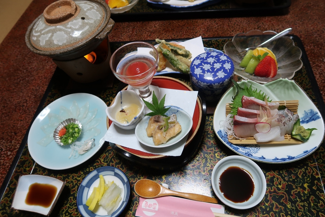 映画の中に迷い込んだよう。老舗温泉旅館で山口グルメに舌鼓3416713