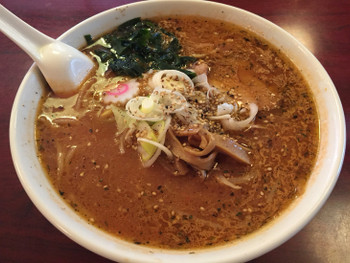 「ポロ春」料理 808102 《みそトマトラーメン》750円
2016/2/26