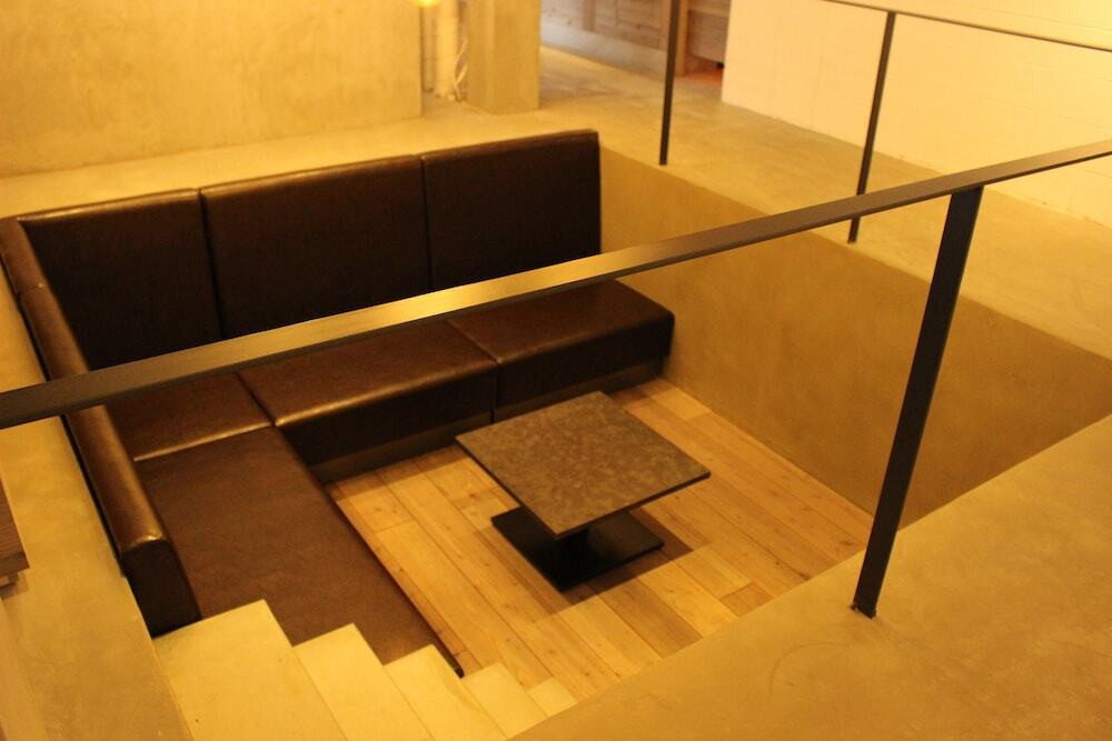 ロビーラウンジ