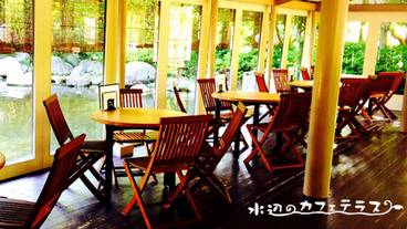 ホテル向かい　水辺のカフェテラス / 6