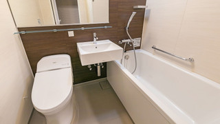 シティーダブルルーム、禁煙、バルコニー付き　美崎館