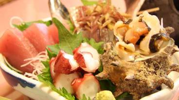 食事・飲み物 / 4