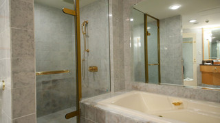 クラシカルデラックス (56平米/ダブルベッド×2台) 禁煙