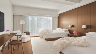 スーペリア ルーム ダブルベッド 2 台 シティビュー