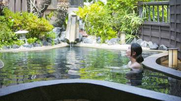 屋外スパ浴槽 / 1