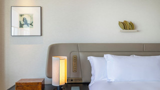 プレミア ルーム キングベッド 1 台