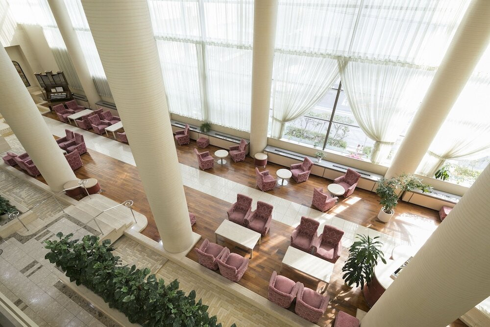 ロビーラウンジ