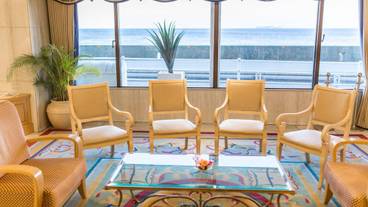 ロビー応接スペース / 3