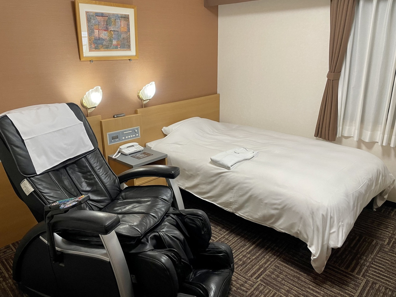 マッサージチェア付きのお部屋も♪三島駅南口近くのリーズナブルなホテル4023526