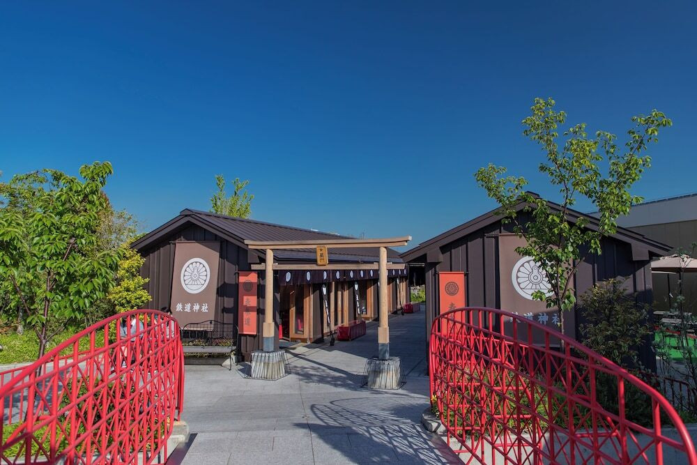 屋上庭園の鉄道神社
