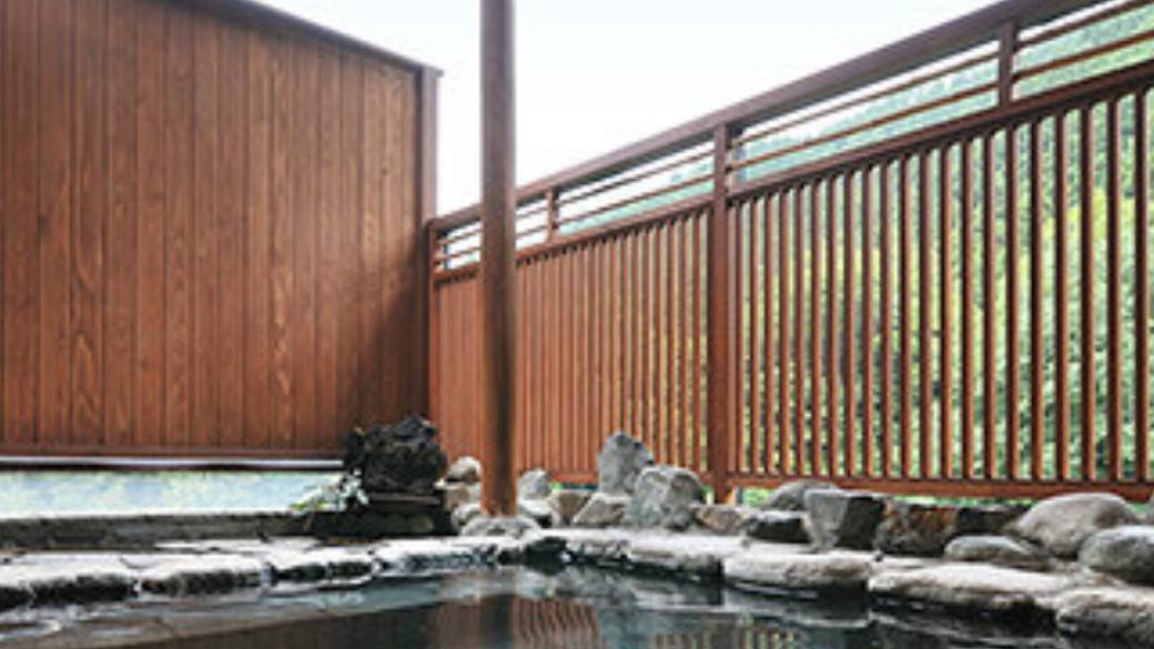 露天風呂付き大浴場で
全身をゆるめて / 2