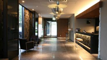 コンシェルジュ デスク / 1