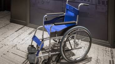 お客様用の車椅子 / 4