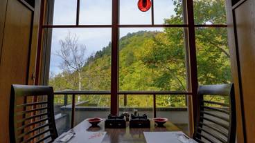 食事・飲み物 / 26