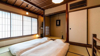 トラディショナル 4 人部屋 禁煙 専用バスルーム