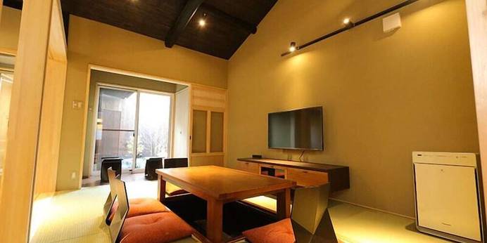 一軒町家 さと居（SATOI）大宮五条 鉄仙（京都府 町家） / 1