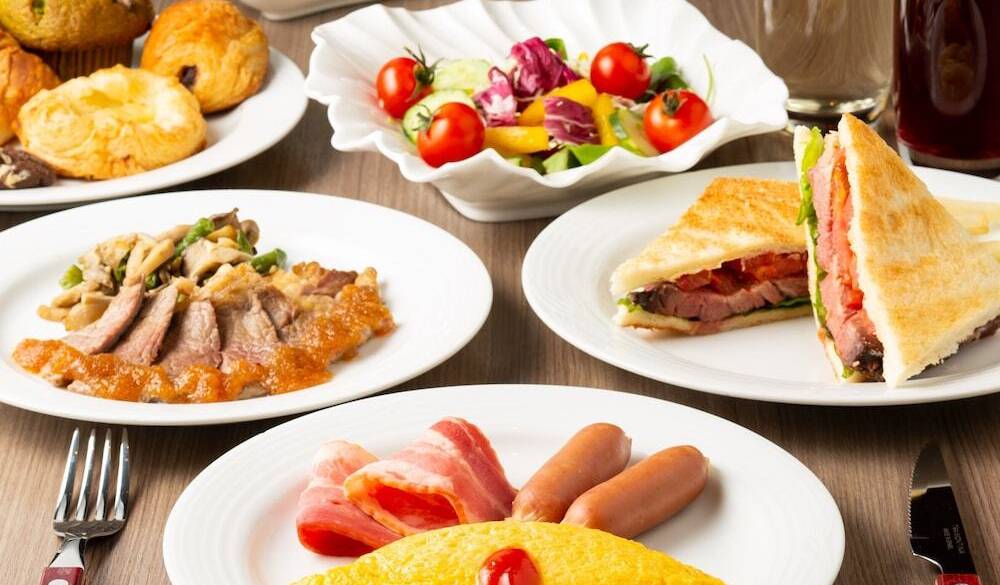 ホテルで朝食を満喫 / 1