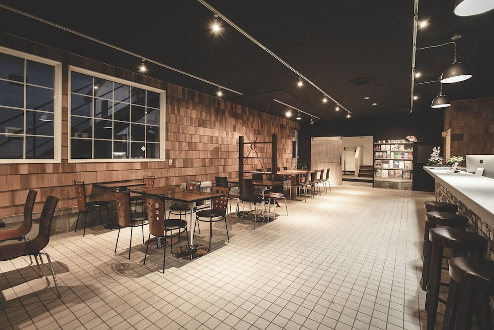 ロビーラウンジ