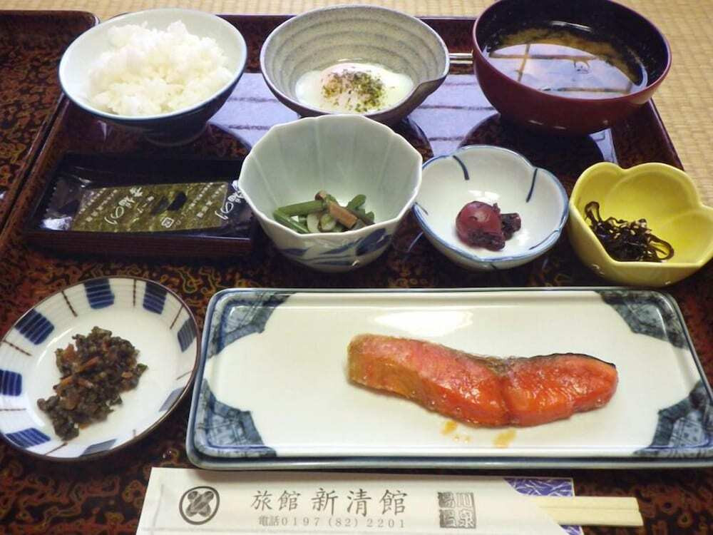 朝食