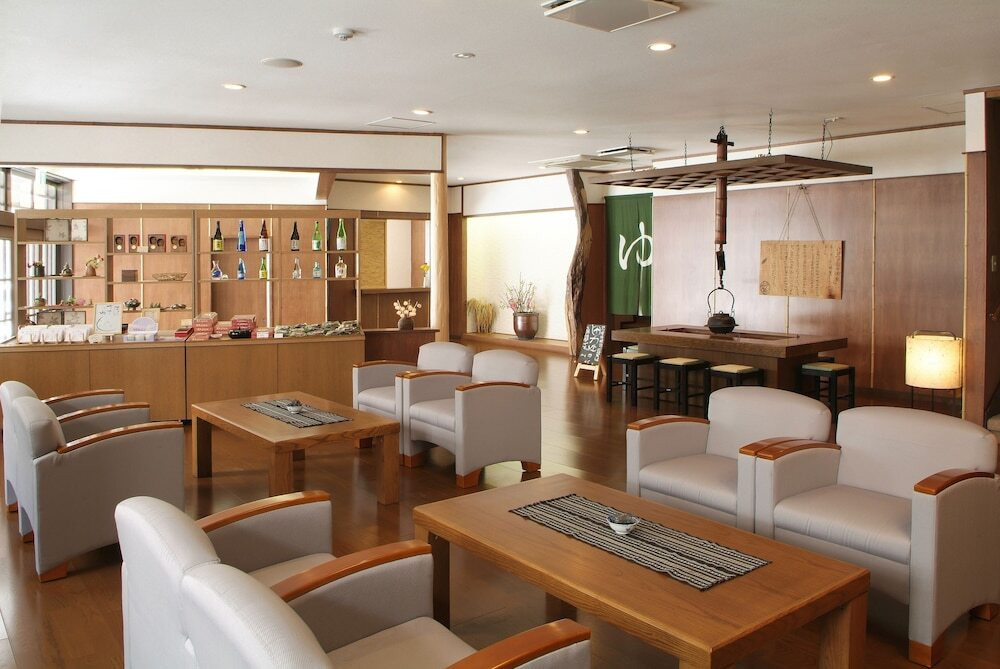 ロビーラウンジ