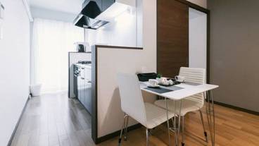 客室内のダイニングエリア / 9