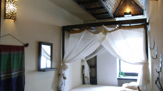 ダブルルーム 共用バスルーム