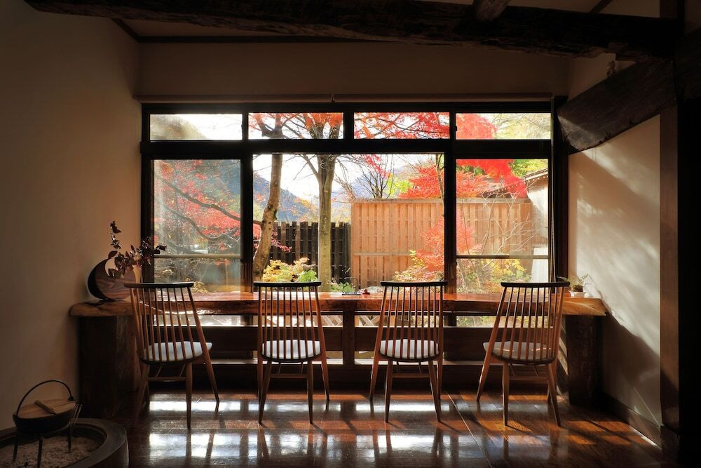 ロビーラウンジ②