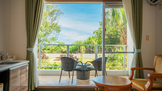 スタンダード ルーム シングルベッド 2 台 禁煙 バルコニー (with Extra Bed)