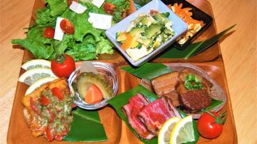 フード コート / 1