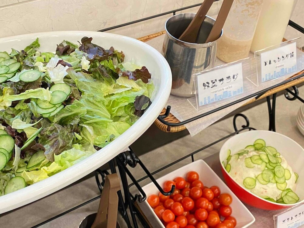 朝食