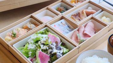 食事・飲み物 / 19