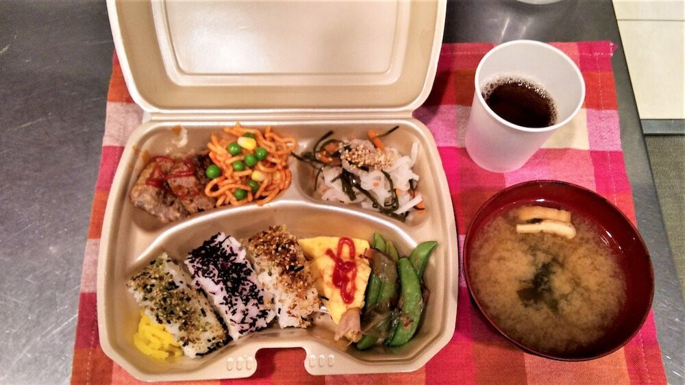 朝食