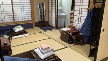 客室 / 16