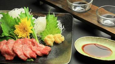 食事・飲み物 / 11